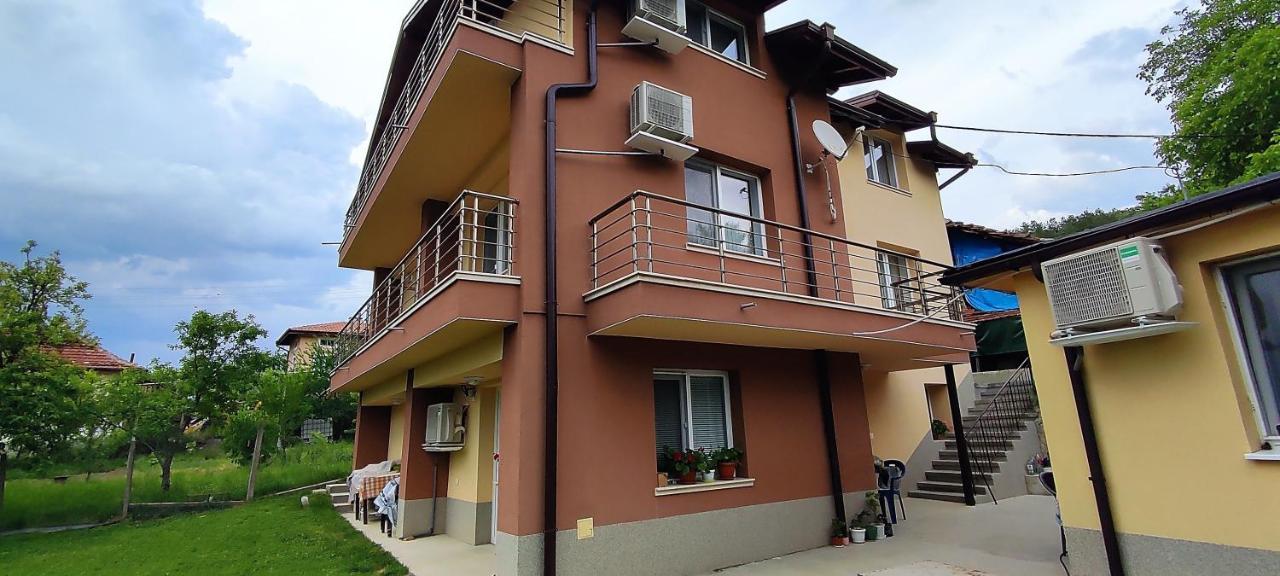 Къща За Гости Светлана Sapareva Banya Ngoại thất bức ảnh
